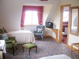 Ivy Rock House B&B Раундстоун Екстериор снимка